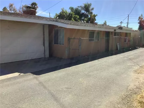 Exterior - 4609 E Agua, Orange, CA 92869 photo 5 of 7