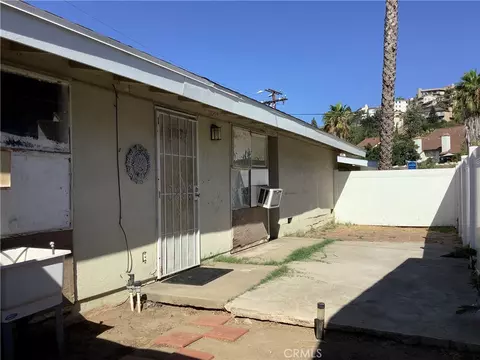 Exterior - 4609 E Agua, Orange, CA 92869 photo 6 of 7