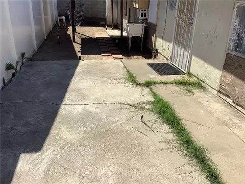 Exterior - 4609 E Agua, Orange, CA 92869 photo 7 of 7