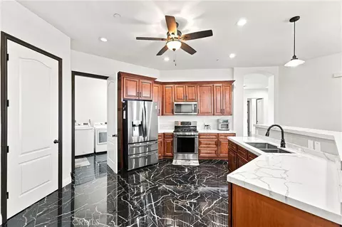 Kitchen - 19373 Day St, Perris, CA 92570 photo 1 of 4