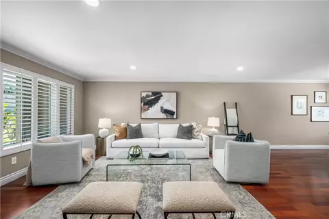 Living - 3261 Lilly Ave, Long Beach, CA 90808 photo 8 of 10