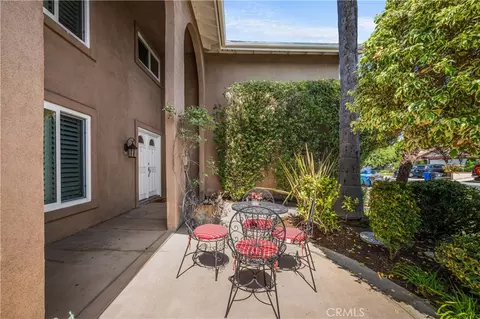 Exterior - 3261 Lilly Ave, Long Beach, CA 90808 photo 1 of 11