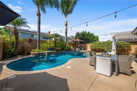 Exterior - 3261 Lilly Ave, Long Beach, CA 90808 photo 10 of 11
