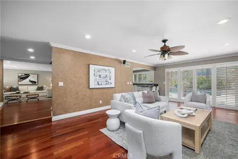 Living - 3261 Lilly Ave, Long Beach, CA 90808 photo 3 of 10