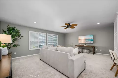 Living - 3261 Lilly Ave, Long Beach, CA 90808 photo 10 of 10