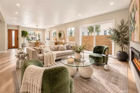 1744 S Genesee Ave, Los Angeles, CA 90019