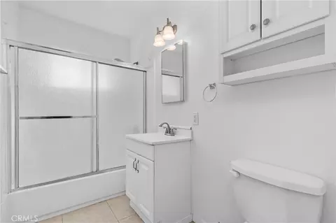 Bath - 5521 Nelson St, Cypress, CA 90630 photo 1 of 2