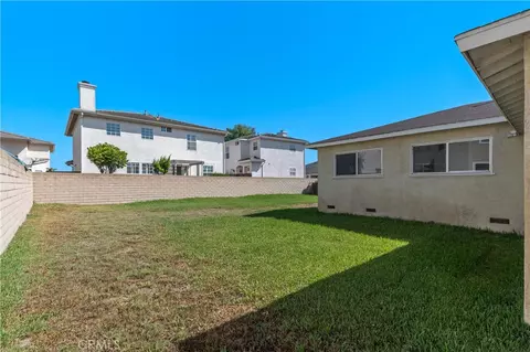 Exterior - 5521 Nelson St, Cypress, CA 90630 photo 10 of 10