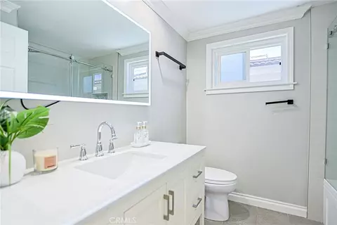 Bath - 14912 Mayten, Irvine, CA 92606 photo 1 of 4