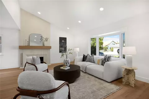 Living - 324 Swanee, Placentia, CA 92870 photo 2 of 7