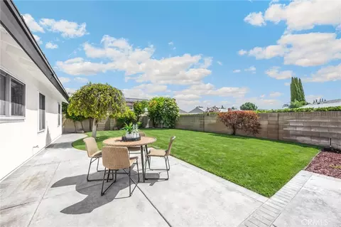 Exterior - 324 Swanee, Placentia, CA 92870 photo 4 of 5