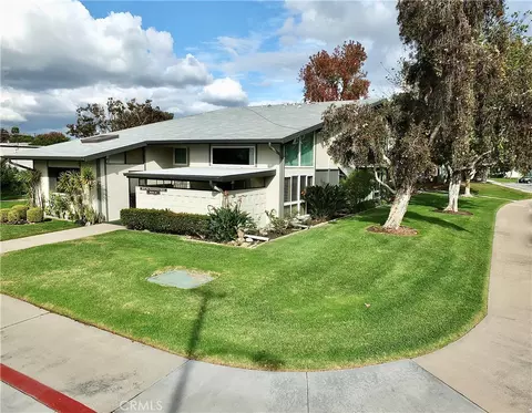 1891 Mckinney Way #26B, Seal Beach, CA 90740