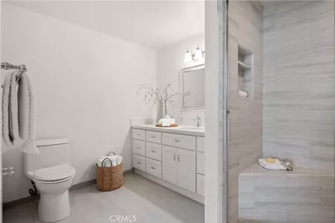 Bath - 232 N Wheeler, Orange, CA 92869 photo 1 of 3