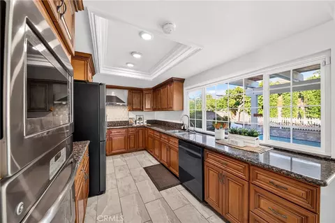 Kitchen - 1508 N Fairgreen Dr, Fullerton, CA 92833 photo 3 of 5