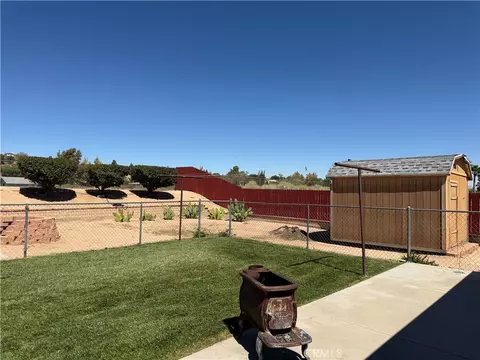 Exterior - 7774 Bangor Ave, Hesperia, CA 92345 photo 12 of 16