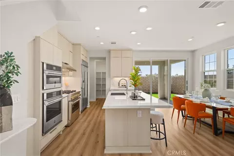 Kitchen - 575 Patten Ave, Placentia, CA 92870 photo 3 of 3