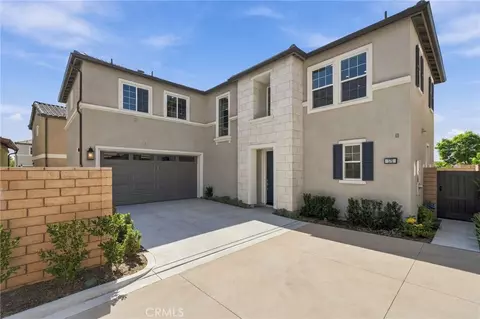 Exterior - 575 Patten Ave, Placentia, CA 92870 photo 3 of 4