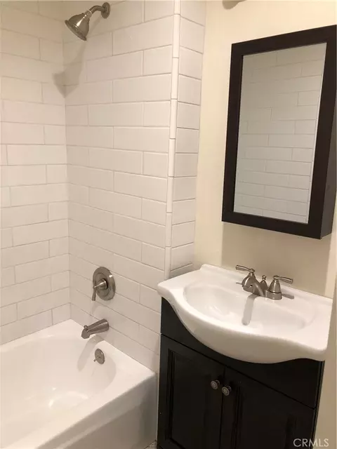 Bath - 242 S S Park, Orange, CA 92866 photo 1 of 9