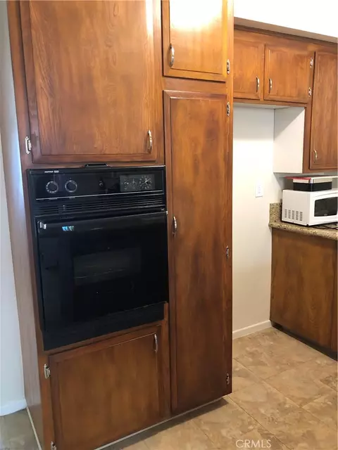 Kitchen - 242 S S Park, Orange, CA 92866 photo 3 of 6