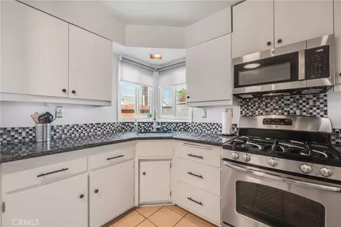 Kitchen - 409 E Pleasant, Long Beach, CA 90805 photo 2 of 2