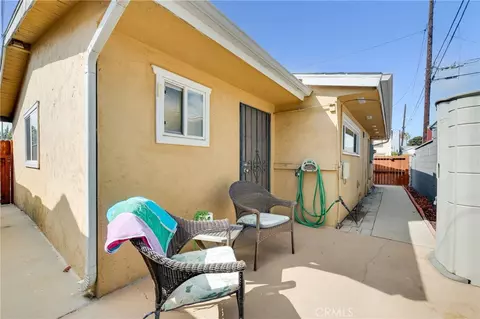 Exterior - 409 E Pleasant, Long Beach, CA 90805 photo 4 of 4