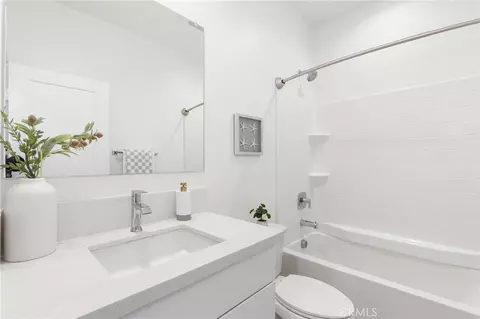 Bath - 422 W Central, Brea, CA 92821 photo 2 of 3