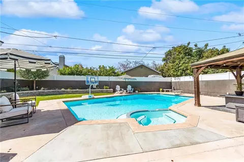 Exterior - 4741 Faculty, Long Beach, CA 90808 photo 7 of 12