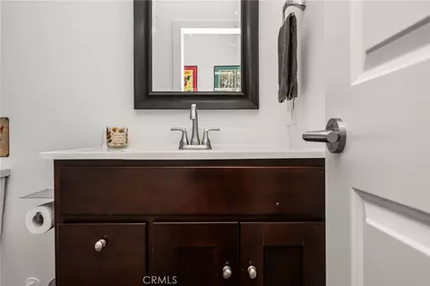 Bath - 4430 E Silverleaf, Orange, CA 92869 photo 5 of 6