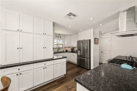Kitchen - 4430 E Silverleaf, Orange, CA 92869 photo 5 of 6