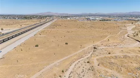 0 E Santa Fe, Hesperia, CA 92345 photo 3