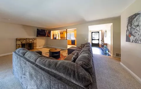 Living - 2831 Spruce, Fullerton, CA 92835 photo 2 of 4