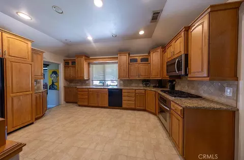 Kitchen - 2831 Spruce, Fullerton, CA 92835 photo 2 of 2