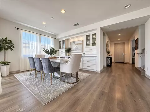 Dining - 32229 Olea, Temecula, CA 92591 photo 2 of 3