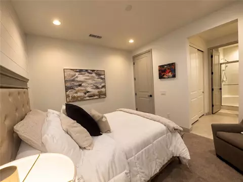 Bedroom - 32229 Olea, Temecula, CA 92591 photo 3 of 3