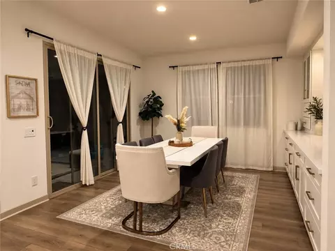 Dining - 32229 Olea, Temecula, CA 92591 photo 1 of 3