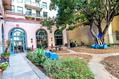 Exterior - 455 E Ocean Blvd, Long Beach, CA 90802 photo 2 of 2