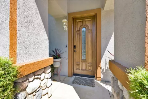 Entry Way - 1981 Olympia Flds, Corona, CA 92883 photo 2 of 7