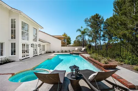 Exterior - 5603 E Crest De Vl, Orange, CA 92867 photo 13 of 16