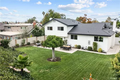 Exterior - 2772 Tern Cir, Costa Mesa, CA 92626 photo 5 of 6