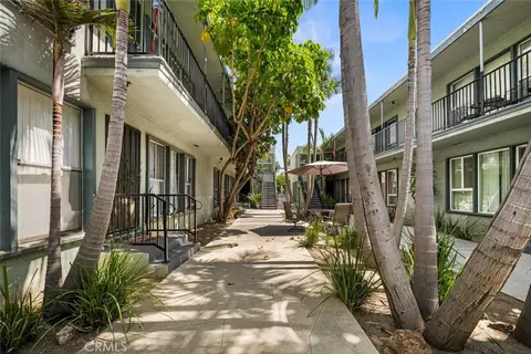 Exterior - 438 Cedar #7, Long Beach, CA 90802 photo 3 of 5