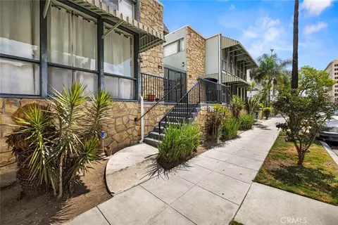 Exterior - 438 Cedar #7, Long Beach, CA 90802 photo 2 of 5