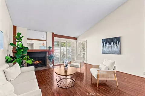 1986 W Bayshore, Anaheim, CA 92801