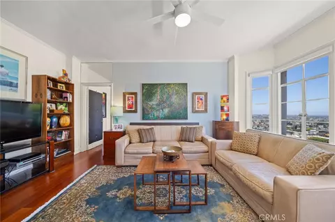 Living - 800 E Ocean Blvd #1505, Long Beach, CA 90802 photo 2 of 4