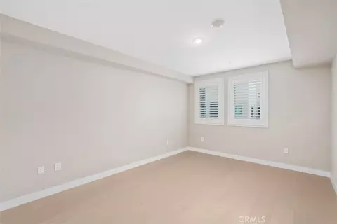 Bedroom - 39 S Los Robles Ave #6017, Pasadena, CA 91101 photo 2 of 3