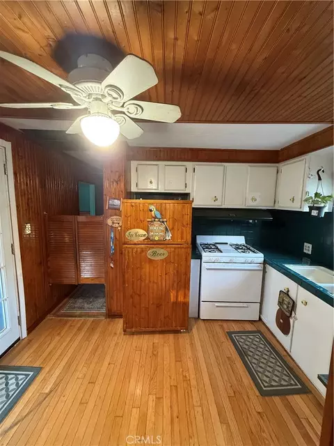 300 E Arbor #25, Long Beach, CA 90805 photo 4
