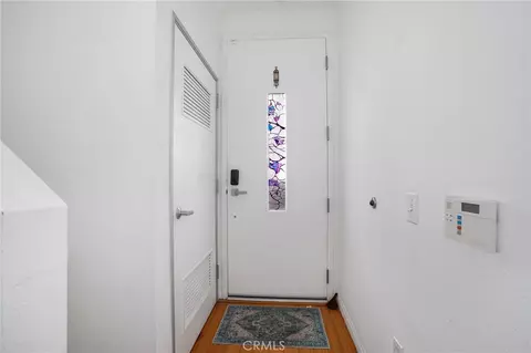 Entry Way - 302 E 19th #3, Long Beach, CA 90806 photo 3 of 3
