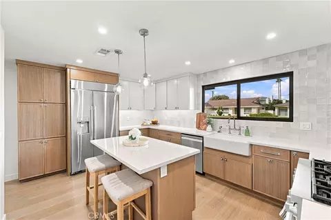 Kitchen - 718 Kenoak, Placentia, CA 92870 photo 2 of 7