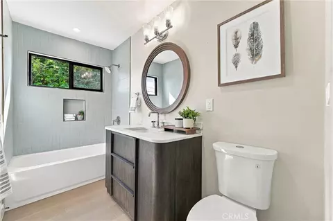 Bath - 718 Kenoak, Placentia, CA 92870 photo 5 of 7
