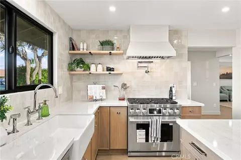 Kitchen - 718 Kenoak, Placentia, CA 92870 photo 4 of 7