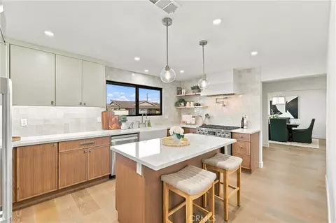 Kitchen - 718 Kenoak, Placentia, CA 92870 photo 6 of 7